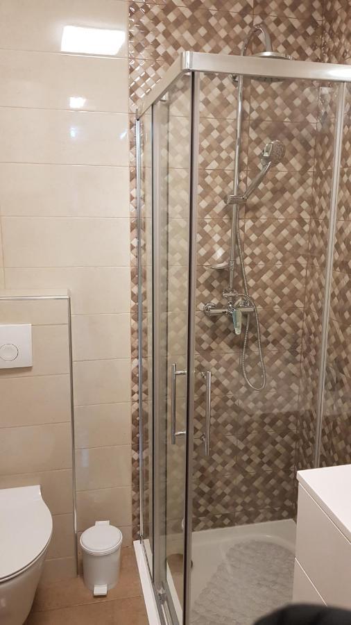 סנג' Apartman Ivan מראה חיצוני תמונה