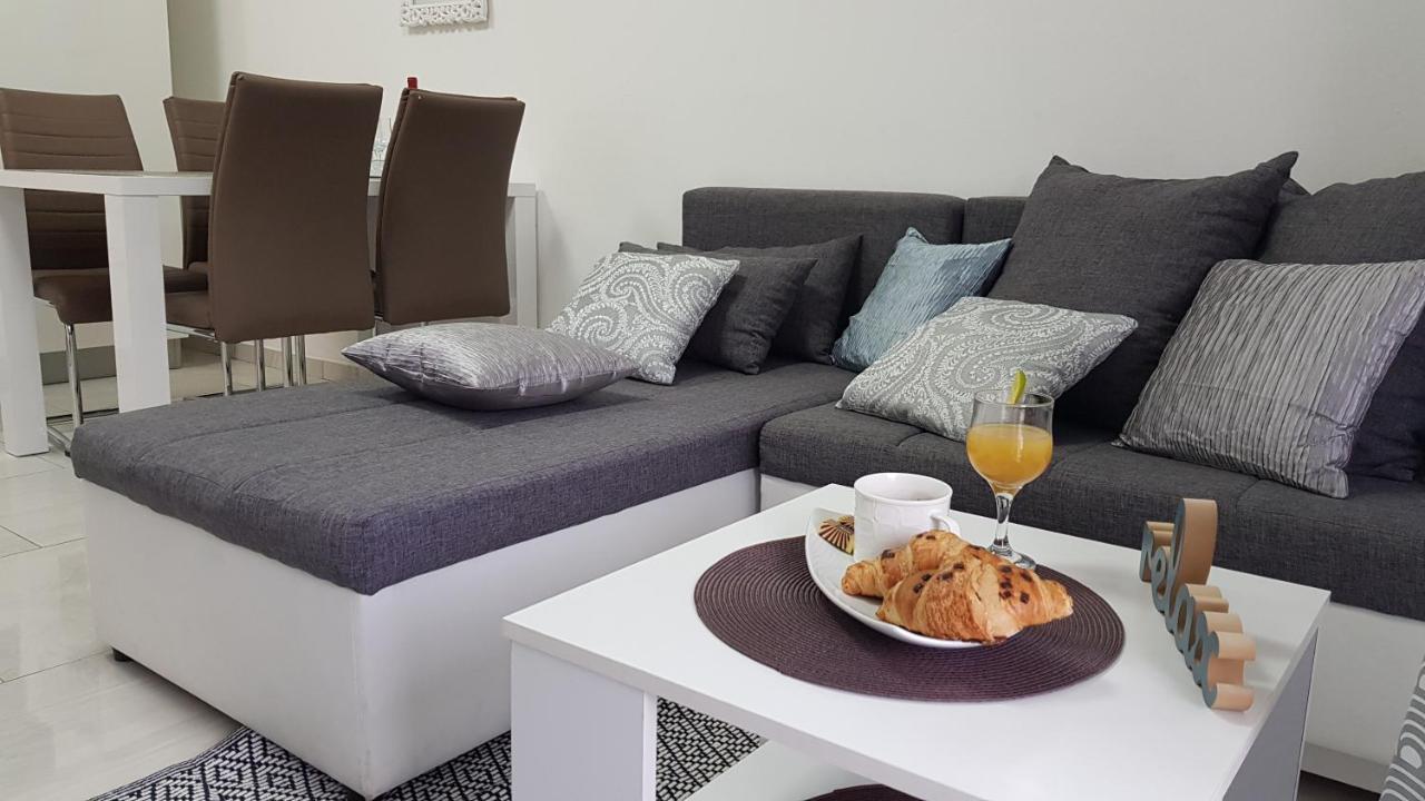 סנג' Apartman Ivan מראה חיצוני תמונה